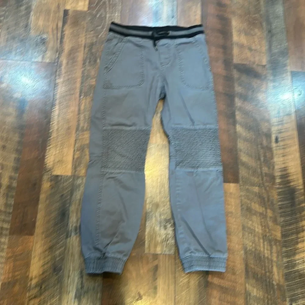 H& M pants 8/9 (3900kade)